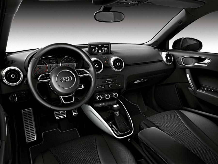 Торпедо Audi A1 Amplified (8X) 2012 года  (фото 3 из 3)